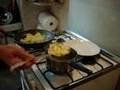 Cucina rapida - tortelloni magri con zucchini e zafferano