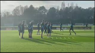 Inter, l'allenamento verso il Porto sotto gli occhi di Zanetti e Ausilio