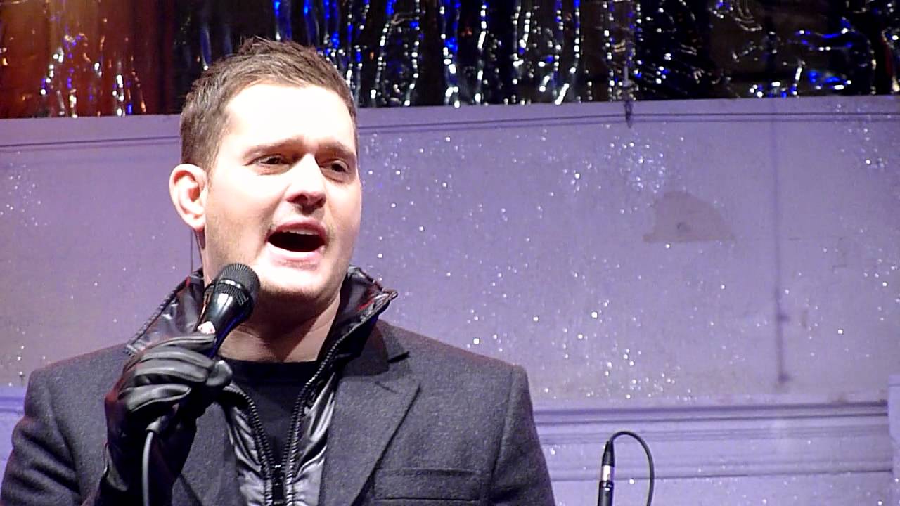 Michael Bublé - Holly Jolly Christmas - Berlin - YouTube