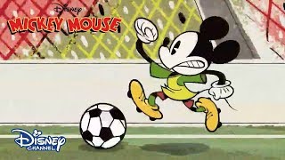 O futebol clássico - Mickey Mouse