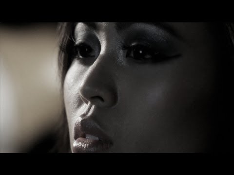 Derek Ryan & Melissa Lin feat Charmy - Gravity 