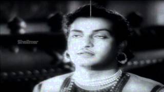 Chandraharam  Savitri Warning NTR Action Scene  NTR, Sriranjani, Savitri