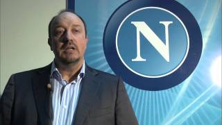 Rafa Benitez saluta i tifosi