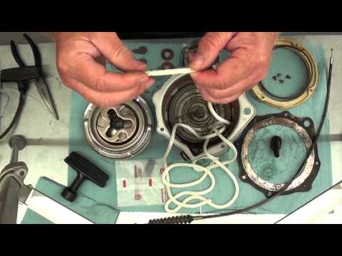Hình ảnh trong video Pt.1 Honda ATC 185 - 200 Recoil Starter Repair