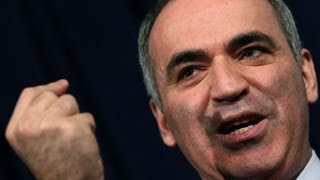 Kasparov Sacrifica Todo!!! - Inmortal - Gary Kasparov vs Topalov