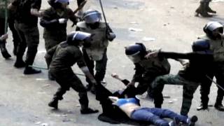 Egyptian Police Beat & Expose Female Protester Thumbnail