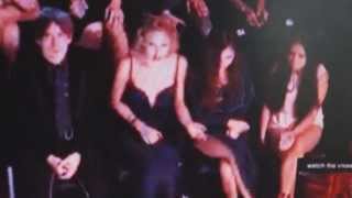 Taylor Swift dances at VMA 2013