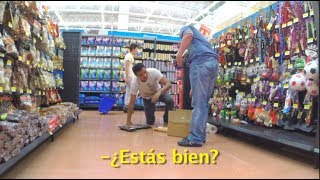 LAS CAIDAS (Broma en el supermercado)