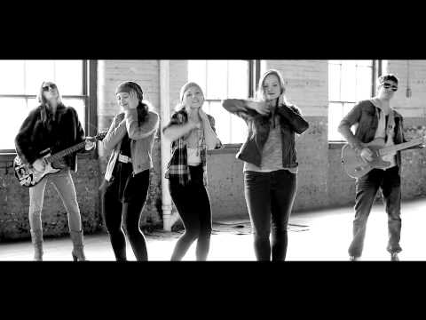 Emily Kinney - Rockstar