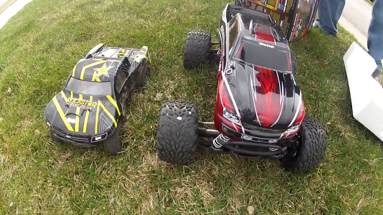 RC Car Size Comparison 1:10 vs 1:16 - YouTube