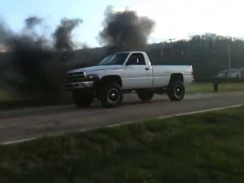 500hp 1st gen and 2nd gen Cummins Burnouts - YouTube