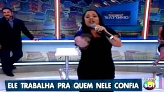 Cassiane no Programa do Ratinho canta "Com muito louvor"