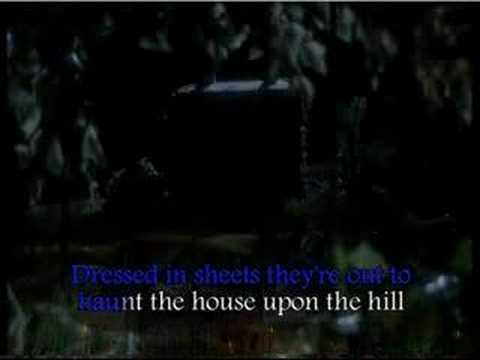 The Spooks of Bottle Bay - Sing Along Theme Tune - YouTube