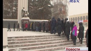 В День воинской славы искитимцы возложили цветы к подножию городского памятника
