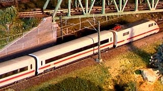 Die größte, digital gesteuerte Modelleisenbahn in Europa von Ars Tecnica in Spur H0