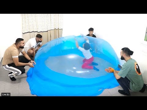 GIANT SLiME BuBBLES!! IN OuR HOUSE!!!pretend play funny videos for kids