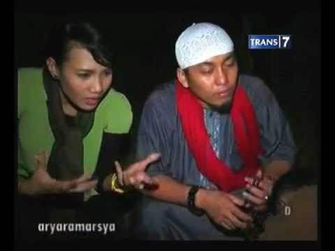 Dua Dunia : Eps. Pesugihan Krowokan Cirebon ( Episode Satu ) - 13