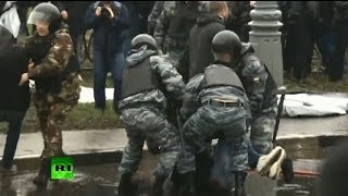 В Москве на «Русском марше» задержаны 30 националистов