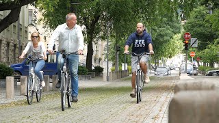 A PTE kihívására a bringások megkerülték a Földet!