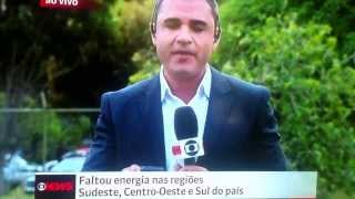 Repórter da Globo News se enrola pra dizer Jacarepaguá.