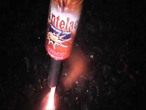 Raketen-Unfall ! (Fail) [Silvester 2011/2012] - YouTube