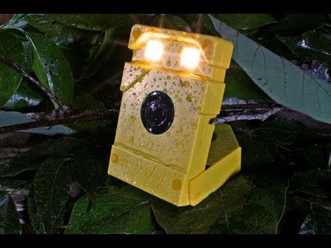 Waka Waka Light & Power - Rechargable Solar Lamp Waka Waka Light & Power - Rechargable Solar Lamp
