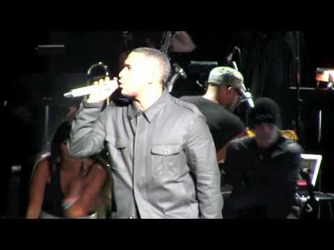 Don Omar - Hasta Abajo @ Machete Music Concert - YouTube