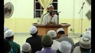 comments on Ustaz Azhar Idrus-Cium Isteri Depan Orang Ramai - YouTube