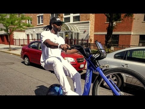How to ride a Citi Bike like a BMX Bandit