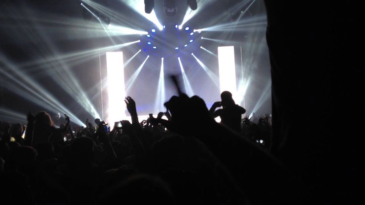 Bassnectar - Intro Sequence - San Jose Hometown Show 2013 - YouTube