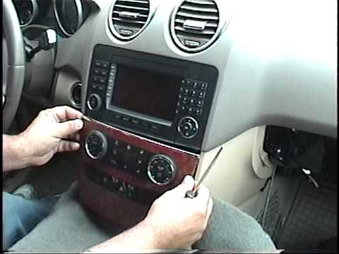 ... Radio / Navigation from 2005 Mercedes Benz ML for Repair - YouTube