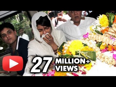 Hình ảnh trong video Priyanka Chopra's Dad Ashok Chopra's Funeral