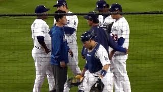 Ryu Hyun-jin 류현진 Pitching Great Game in 7th! Fans Yell at Don Mattingly to Keep Him In Game!