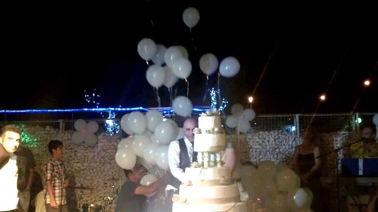 MAVİ KALP BALON LEDLİ UÇAN BALON DÜĞÜN PASTA KESİMİ ORGANİZASYONU