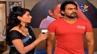 Ashwini Nakshatra - 17th September 2013 - Full Episode