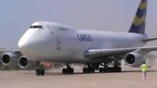 How to park a Boeing 747 in a small space