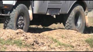 4X4 MOTOR HOME