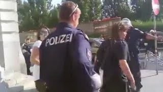 Police Brutality In Vienna / Жестокость полиции