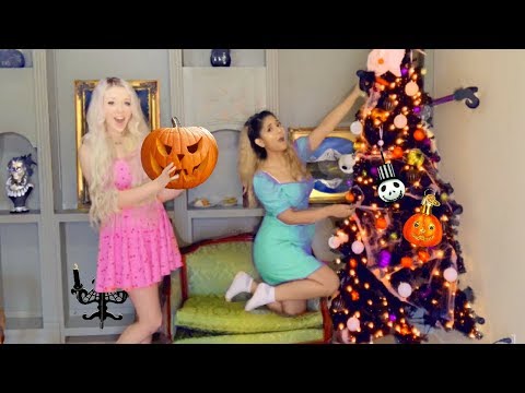 We Decorate a Spooky HALLOWEEN Tree in My Haunted Mansion...