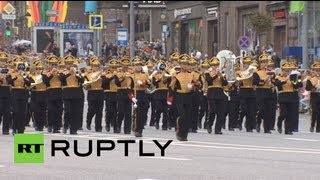 В день города в Москве прошел парад военных оркестров