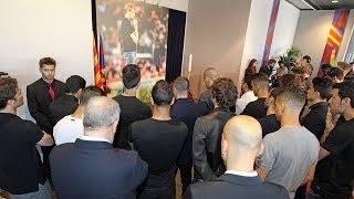 FC Barcelona first team squad pay homage to Tito Vilanova