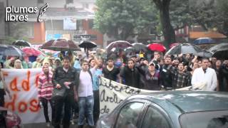 Marchan por la libertad de los detenidos en desalojo de maestros en Plaza Lerdo