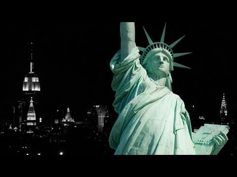На 19 юни 1885 г. Статуята на свободата пристига в Ню Йорк като дар от френския народ. 