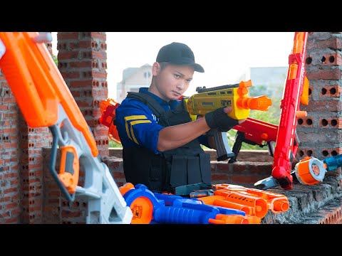 Battle Nerf War: Blue Police Nerf Guns Two Super Thieves Funny Nerf