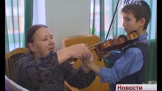 Первый раз - в музыкальный класс. В музыкальной школе Искитима более 60 детей посвятили в первоклассники