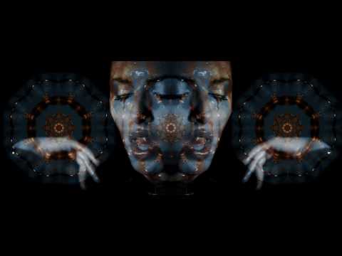 Ella Knox - Play Me