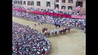 Palio di Siena 2 Luglio 2013 vince la contrada dell'Oca