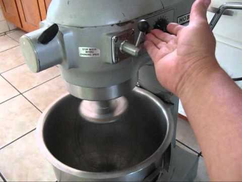 Amasadora Batidora Hobart Mod. A200 de 20 cuartos - YouTube