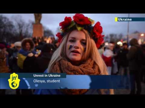 Thousands of students held a march from Kiev\'s Shevchenko University to the city centre to show their anger at their government for walking away from an association agreement with the European Union.