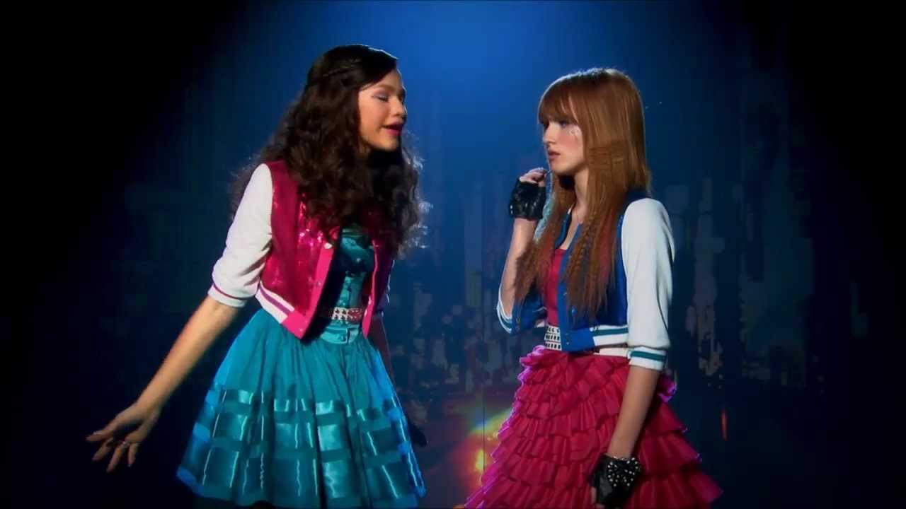 [HD] Shake It Up "Made In Japan" Dance - Bella & Zendaya - YouTube